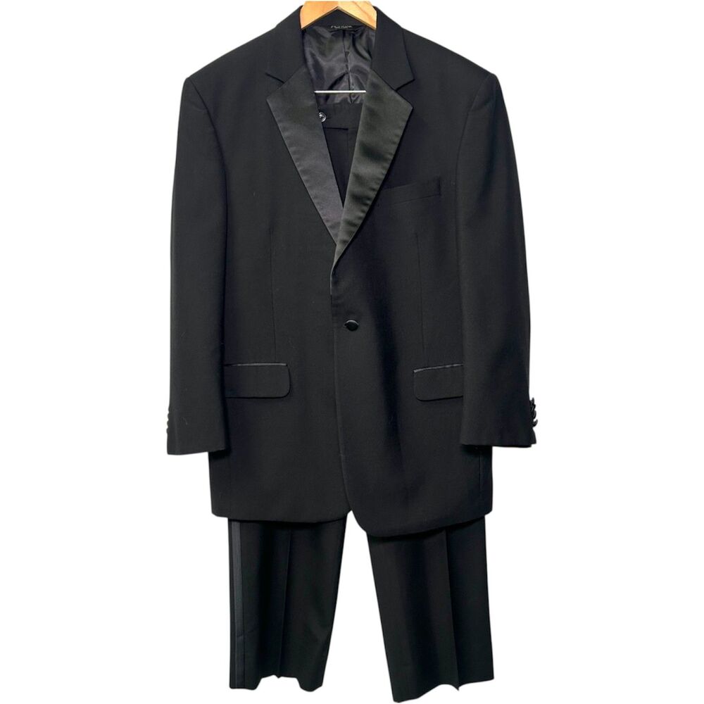 Jos. A. Bank Classic Black Tuxedo — Satin Peak Lapel 43/34
